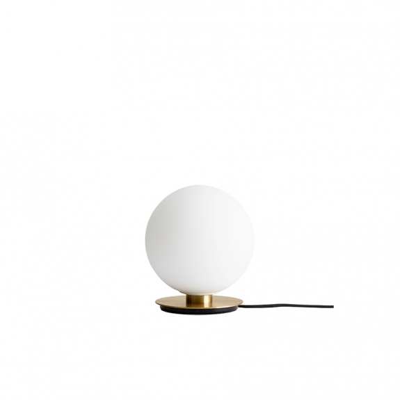 TR Bulb Bordslampa/Vgglampa Brushed Brass/Matt Opal i gruppen Belysning / Inomhus / Bordslampor hos Vxj Elektriska (1462639)