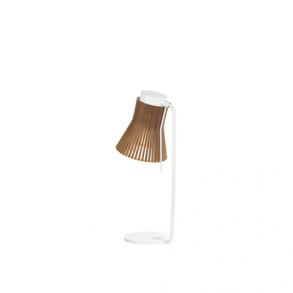 Petite 4620 Bordslampa Walnut i gruppen Belysning / Inomhus / Bordslampor hos Vxj Elektriska (4620PA)